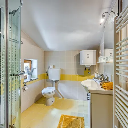 Grad Boutique - Happy Apartma