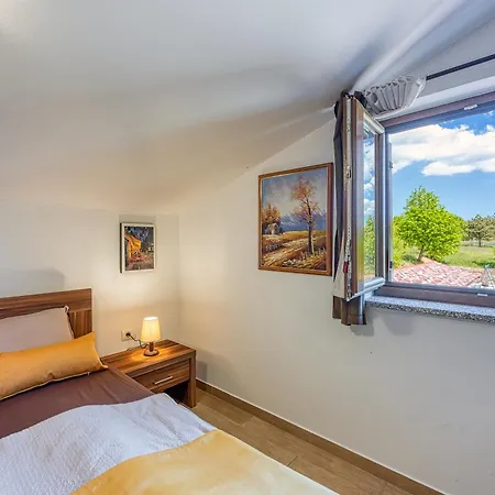 Grad Boutique - Happy Apartma