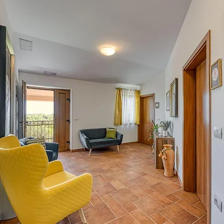 Grad Boutique - Happy Apartma *