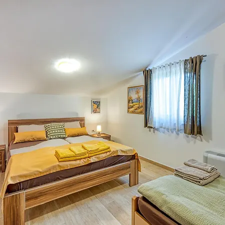 Apartma Grad Boutique - Happy *
