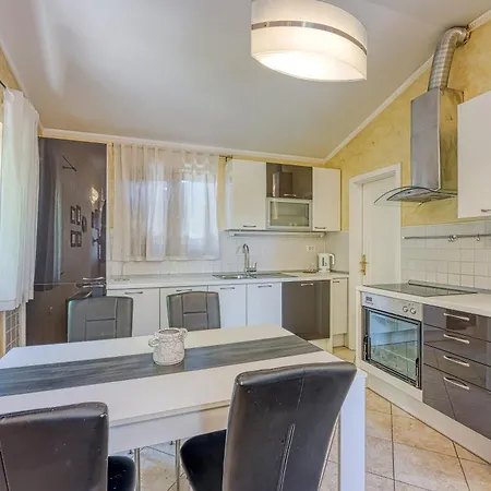 Apartma Grad Boutique - Happy *