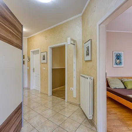 Apartma Grad Boutique - Happy